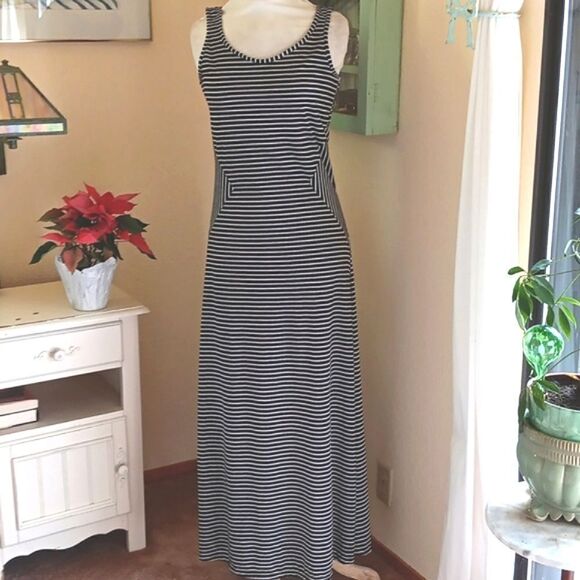 Everly Grey Striped Maxi Dress - Picture 1 of 9